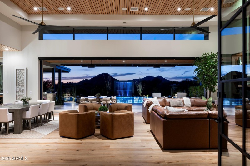 13-8328 E Whisper Rock Trail-13