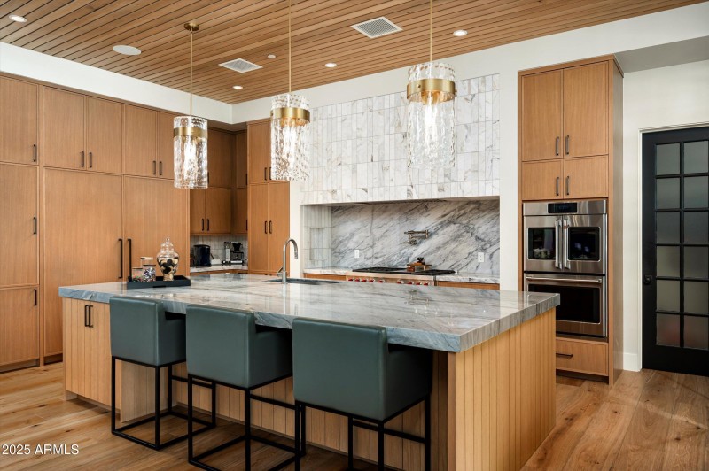 21-8328 E Whisper Rock Trail-21