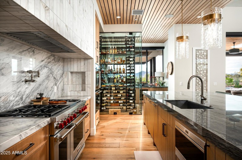 22-8328 E Whisper Rock Trail-22