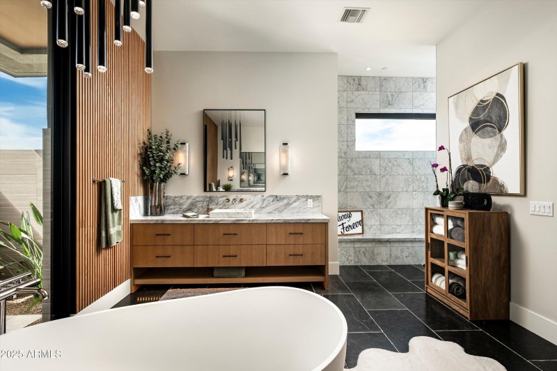 35-8328 E Whisper Rock Trail-35