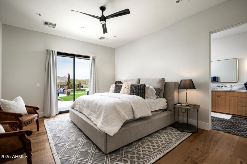 42-8328 E Whisper Rock Trail-42