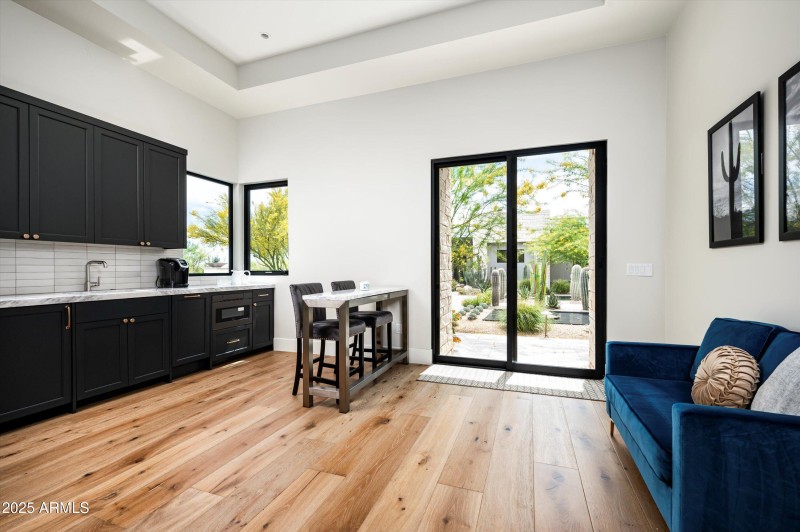 46-8328 E Whisper Rock Trail-46