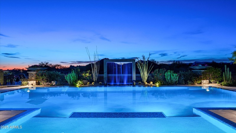 54-8328 E Whisper Rock Trail-54