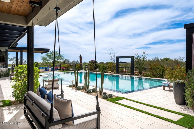 70-8328 E Whisper Rock Trail-70