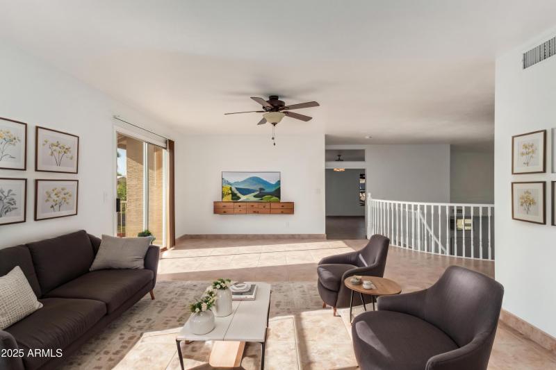 Upstairs Family Area (VI)