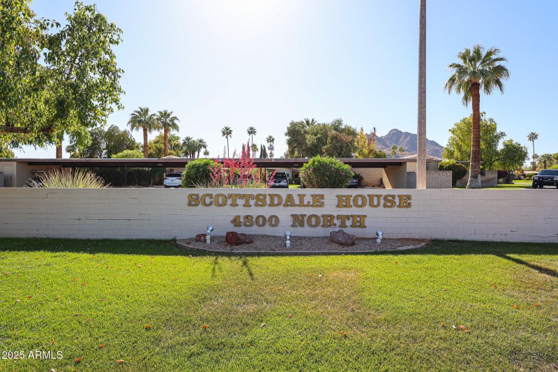 Scottsdale House