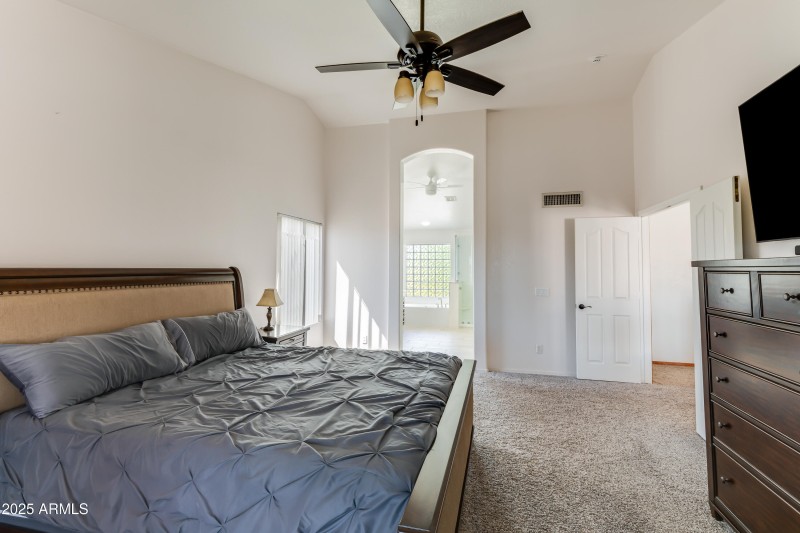 7326 W Pershing Ave-22