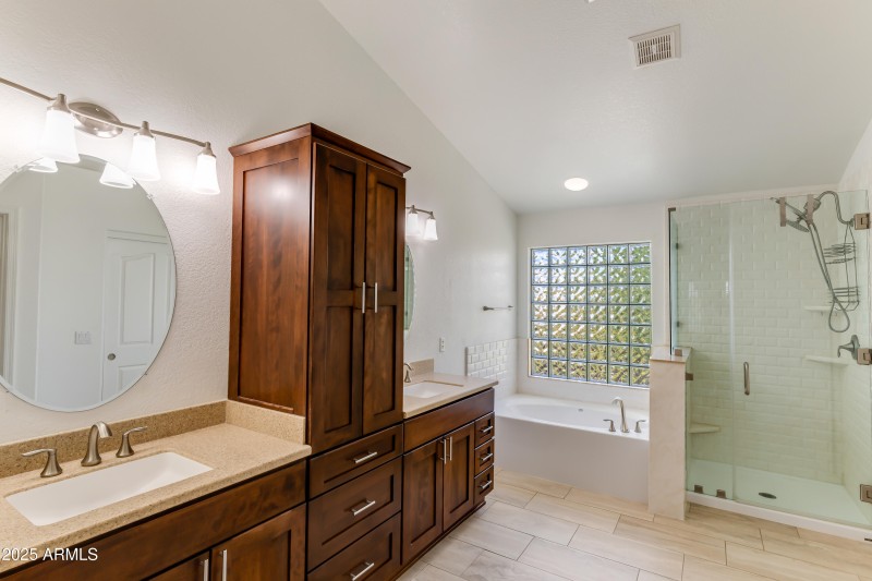 7326 W Pershing Ave-24