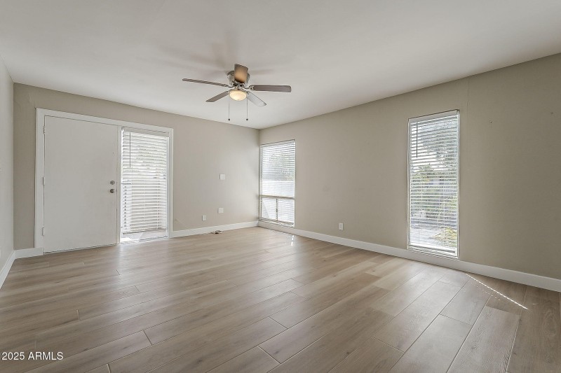 11-web-or-mls-Calle Redonda-11