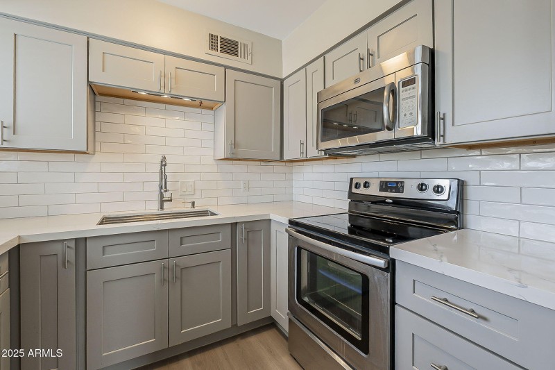 16-web-or-mls-Calle Redonda-16