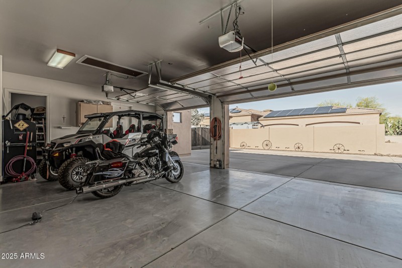 3 Car Garage