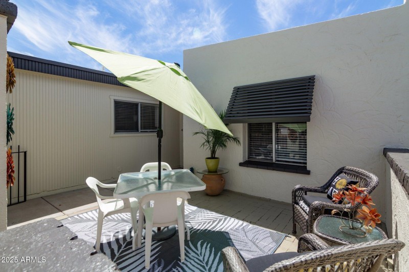 Country Club Way (2).jpg-SMALL