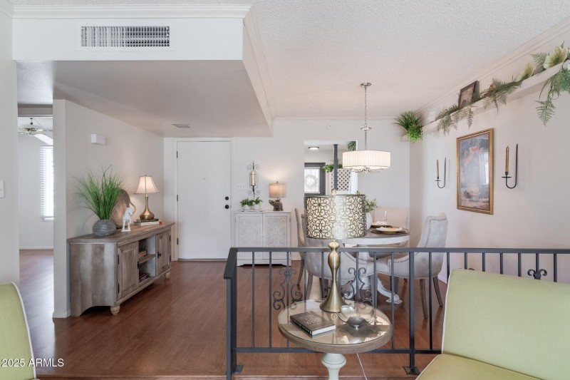 Country Club Way (18).jpg-SMALL