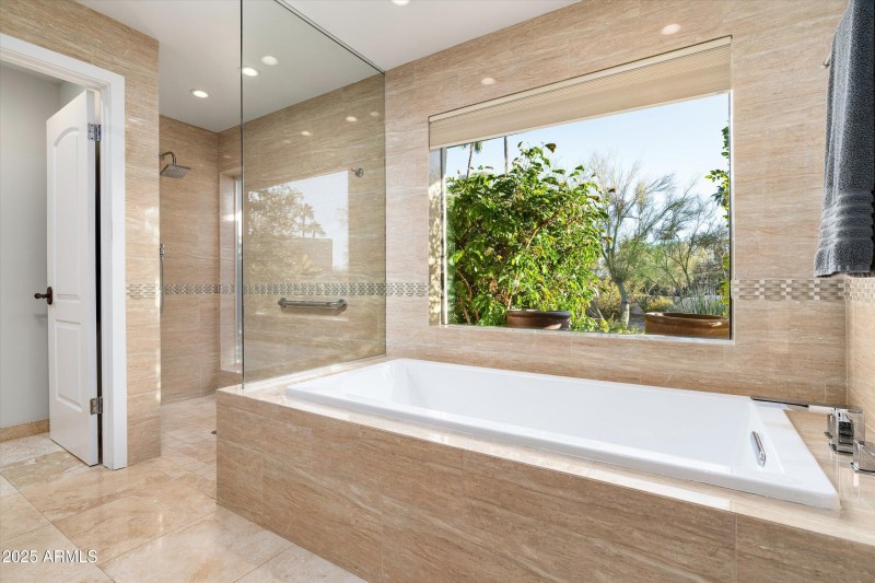 36-3901 E San Miguel Ave (36 of 91)