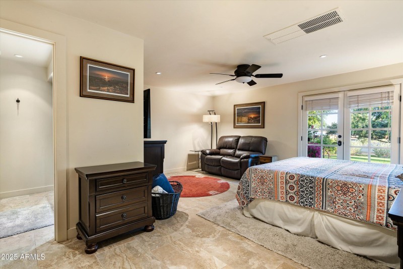 50-3901 E San Miguel Ave (50 of 91)