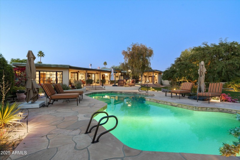 64-3901 E San Miguel Ave (64 of 91)