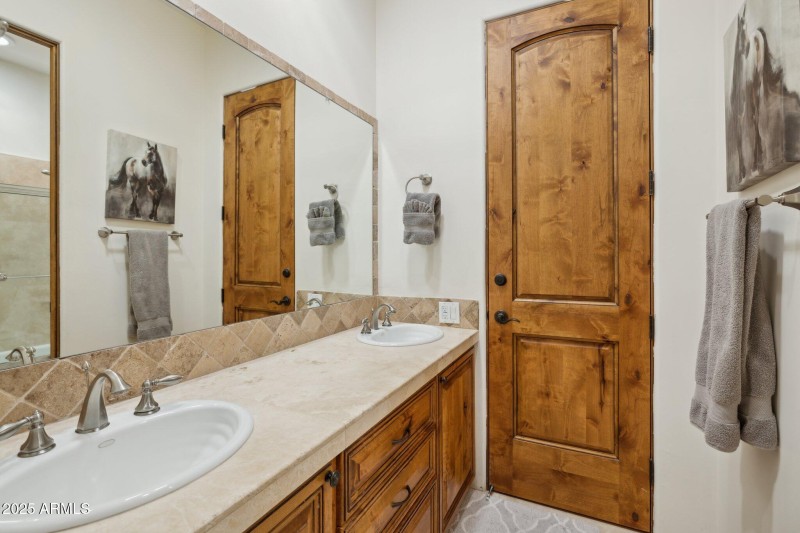 37-web-or-mls-29717-n-141st-pl