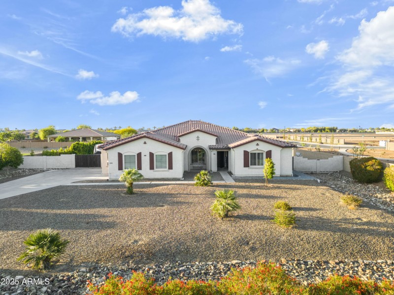 15830 W Cheryl Ct (Twelve Oaks Estates)