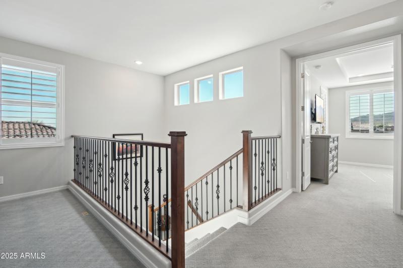 22-print-N Pioneer Dr-2604-022