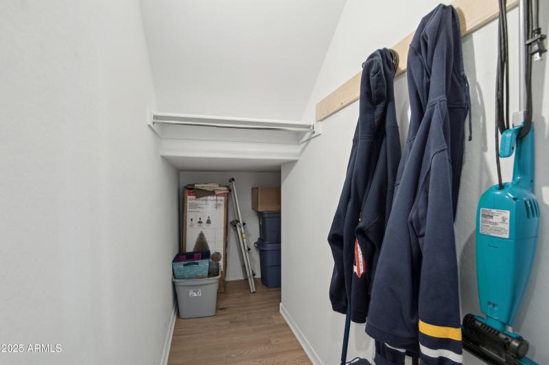 35-print-N Pioneer Dr-2604-035