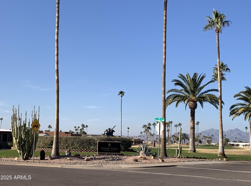 Apache Wells golf course