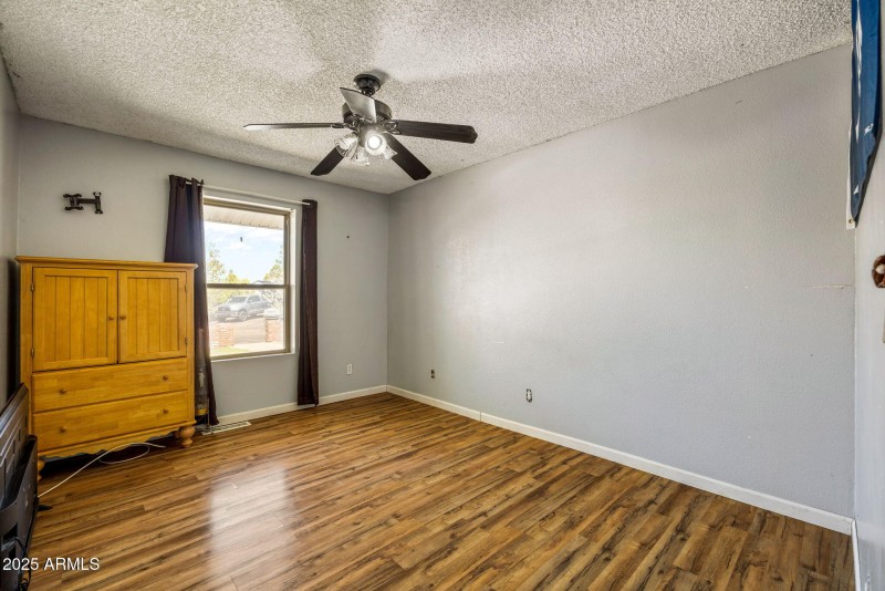 541WDueceOfClubs-ShowLowAZ-22