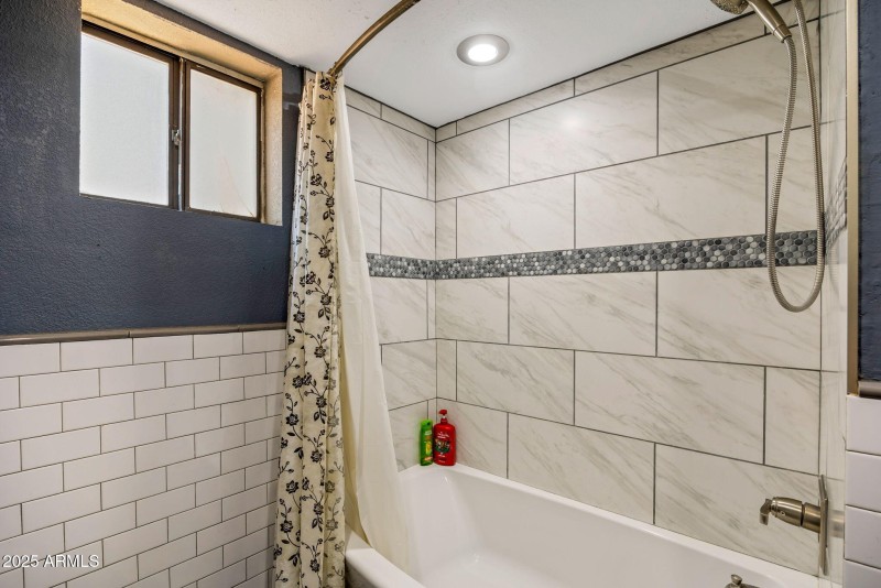 541WDueceOfClubs-ShowLowAZ-21