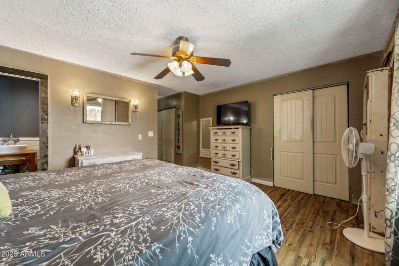 541WDueceOfClubs-ShowLowAZ-16