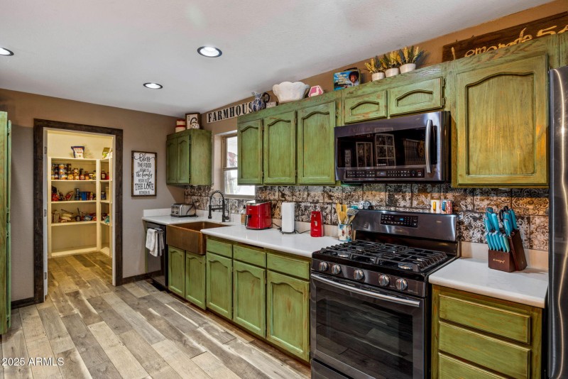 541WDueceOfClubs-ShowLowAZ-12