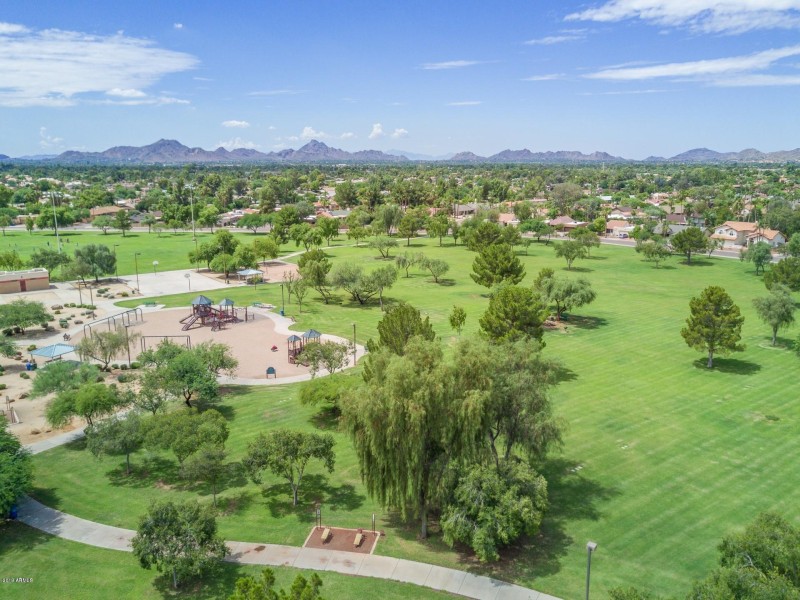 DESERT HORIZON PARK