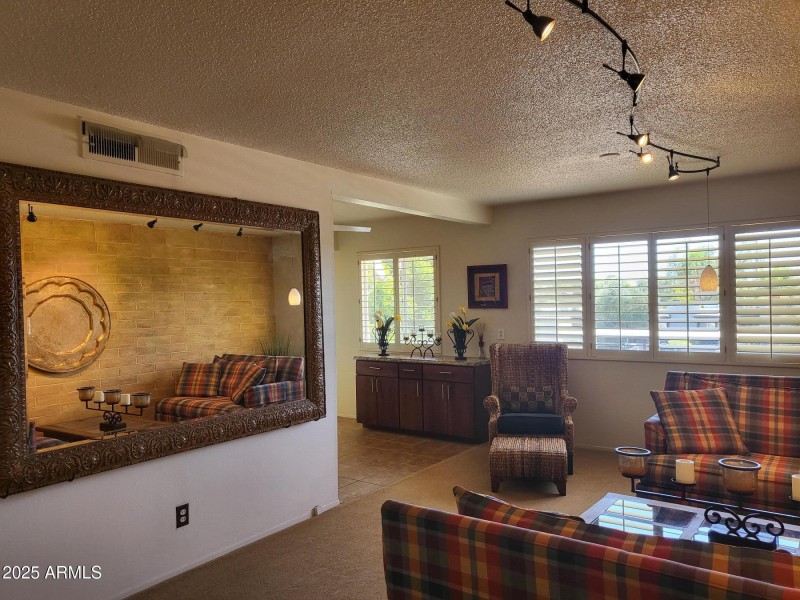 PLANTATION WOOD SHUTTERS