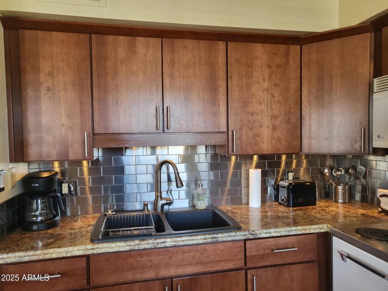 GRANITE COMPOSITE SINK