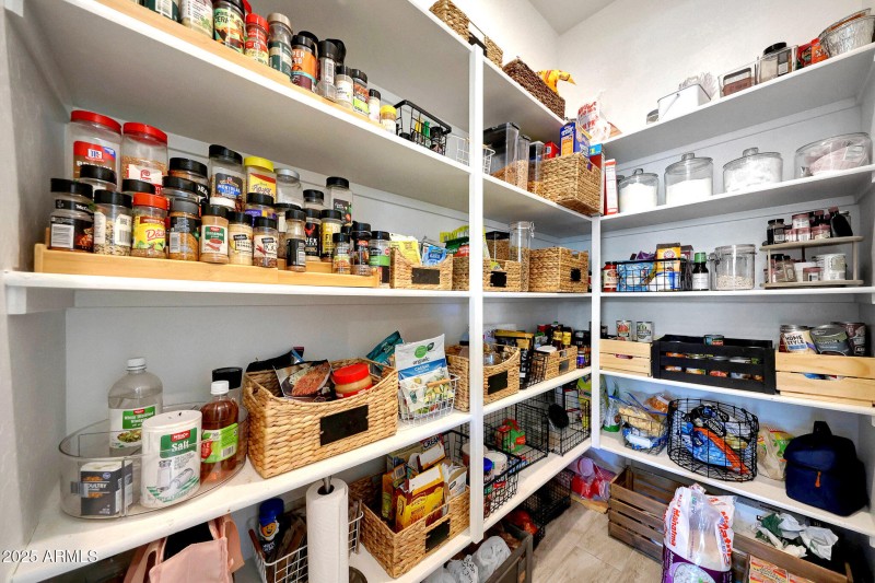 11807 W Parkway Lane11807 W Parkway Lane