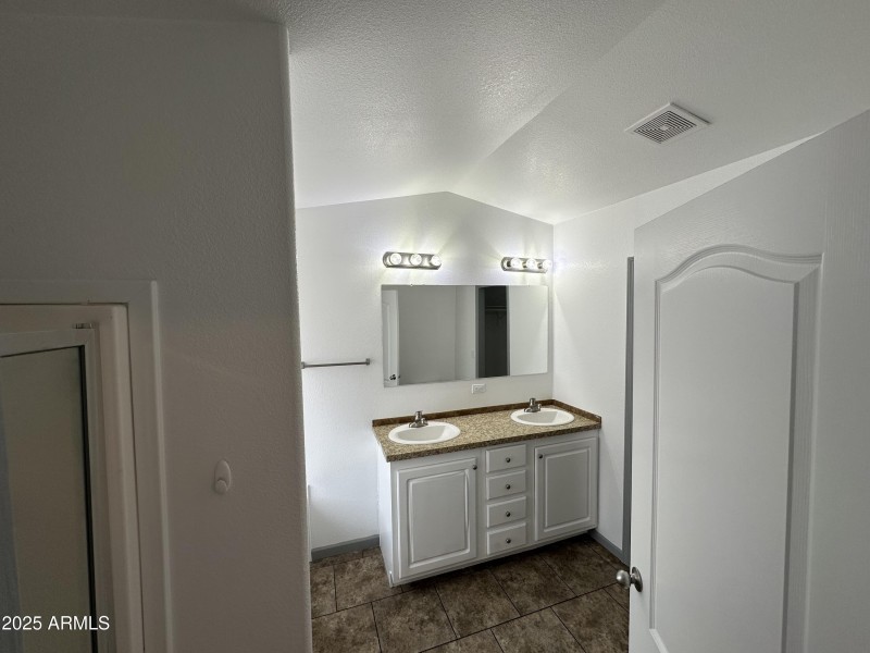 IMG_4989 Master Bath