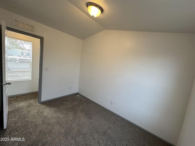 IMG_4999 BD Room 2-2nd view