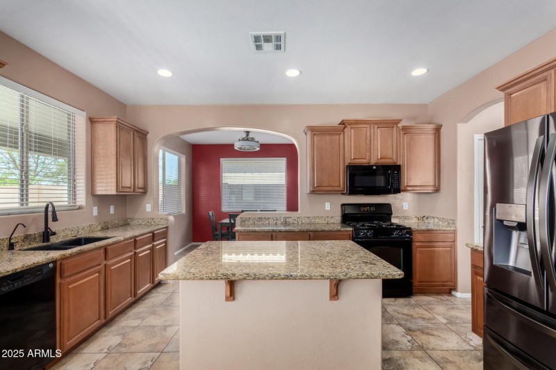 36114 W VERA CRUZ DR