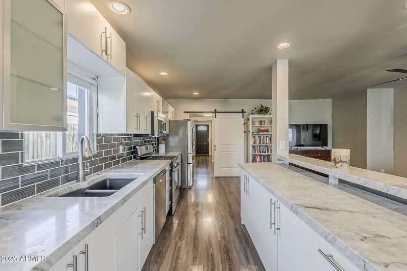 46-web-or-mls-Windsor-27