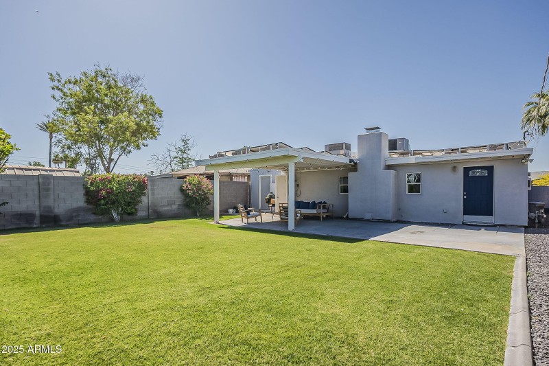 69-web-or-mls-Windsor-50