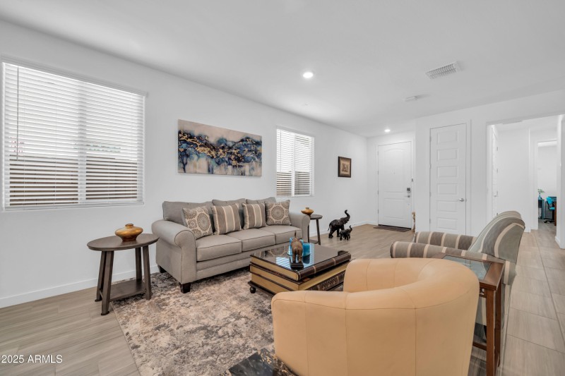 16593 W Alameda Rd-7