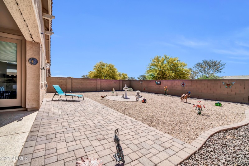 16593 W Alameda Rd-32