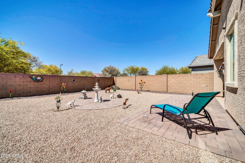 16593 W Alameda Rd-38