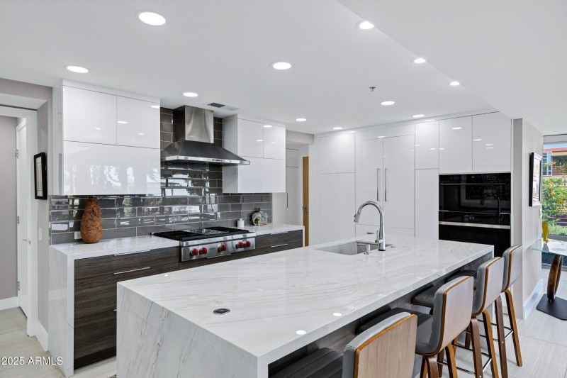 Breakfast Bar in Kitchen