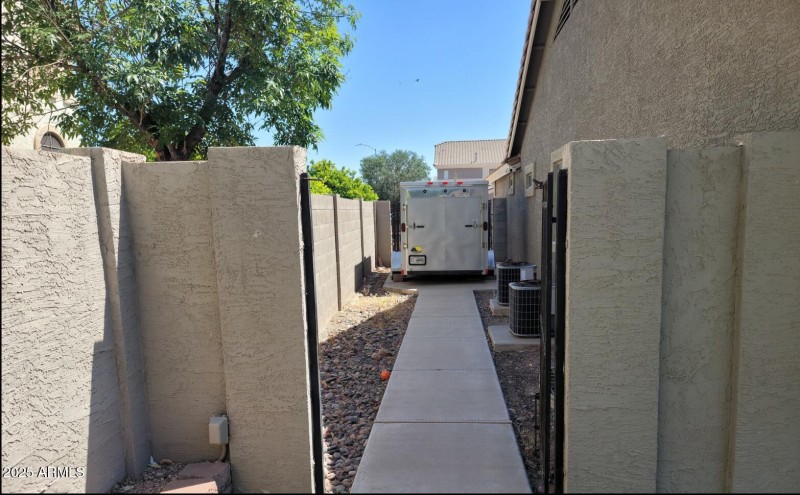 63 Hope separate RV gate