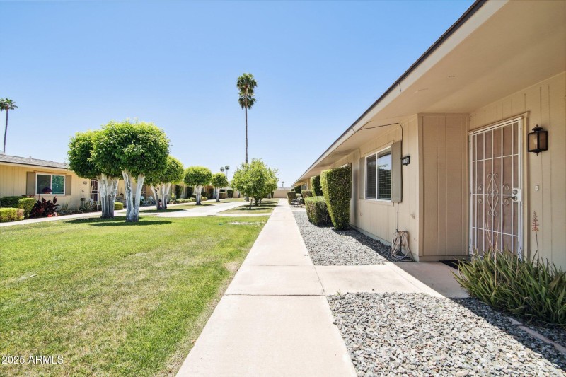 4-web-or-mls-W Santa Fe Dr-2904-004