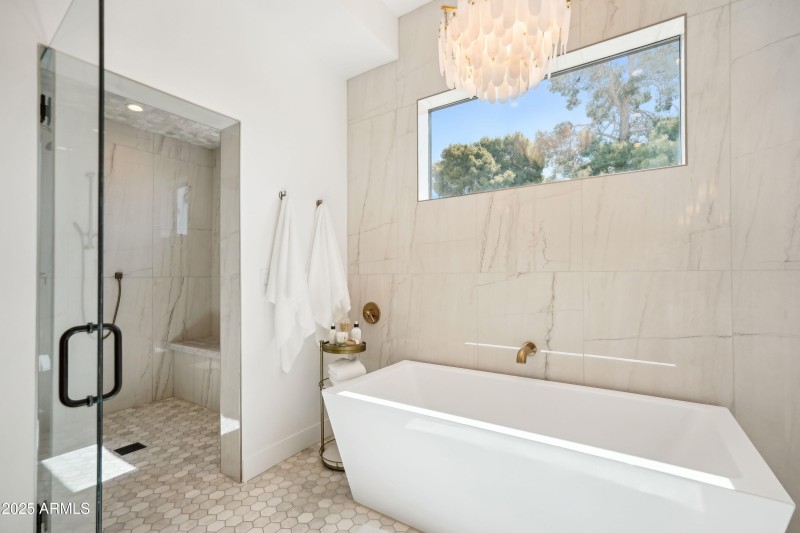 39-print-E Solano Dr-2904-037