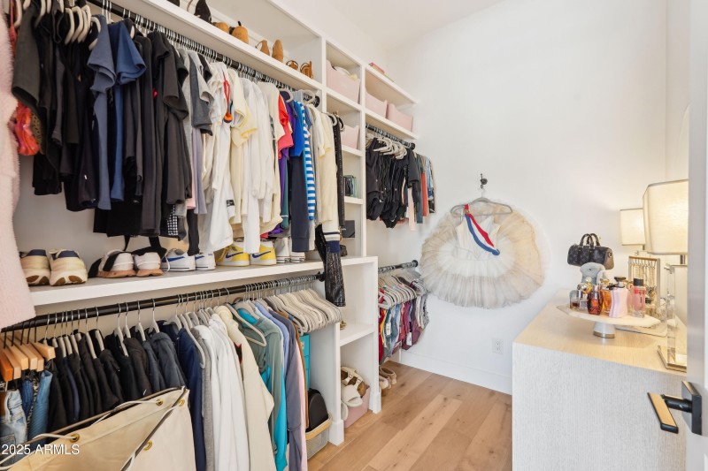 62-print-E Solano Dr-2904-060