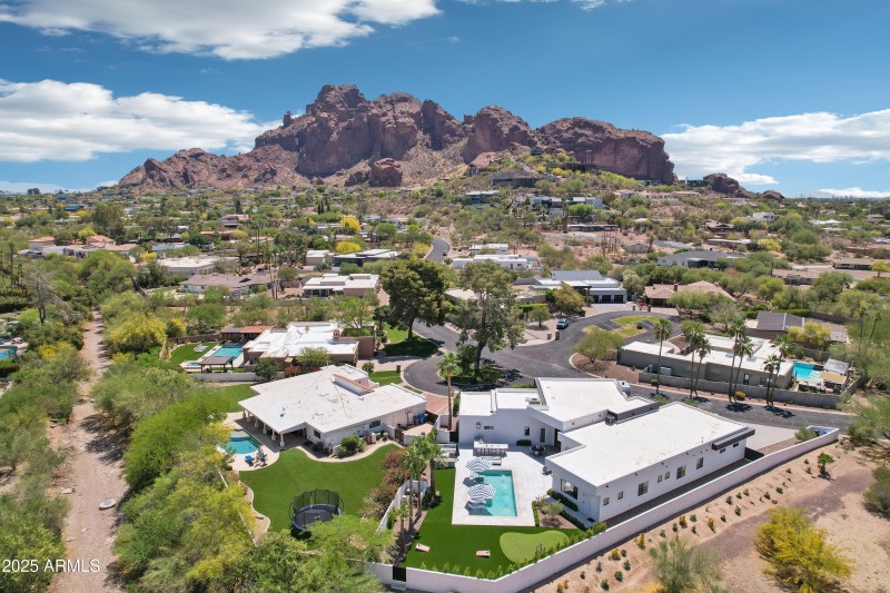 98-print-E Solano Dr-2904-096