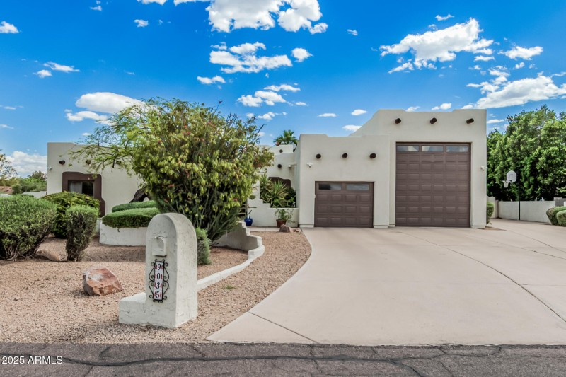 Your Private Resort Awaits in Peoria