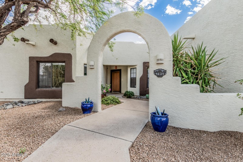 Inviting Front Entry