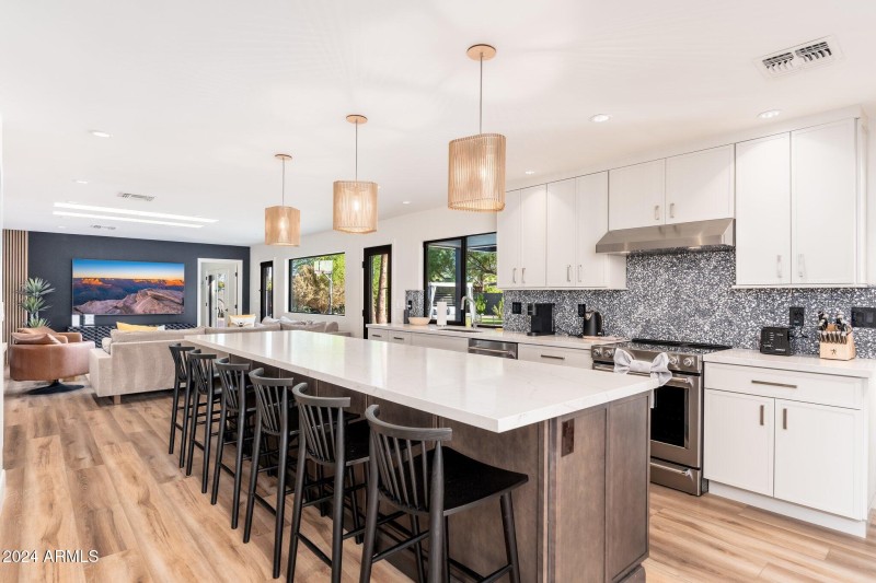 6025 E Charter Oak Rd - 25